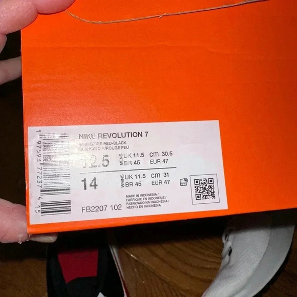 New Nike Revolution 7 Men's Road Running Shoes White/FIRE RED-Black Size 12.5 - Picture 16 of 16